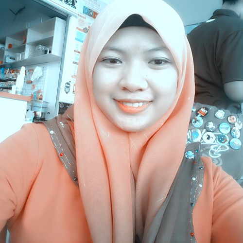 hye!!!! Nama saya Nor asmaliza binti Aripin boleh panggil liza jew  ..name yang sedap kn hehehehe choiii duttt siapa yang follow itu thaks ,:)