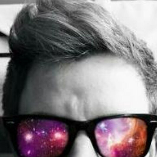 O2L_joeyG's profile picture. If i didnt finish this bio it means that joey graceffa and I are having SE... i love thoughs 6 dorks also known as our 2nd life. :D