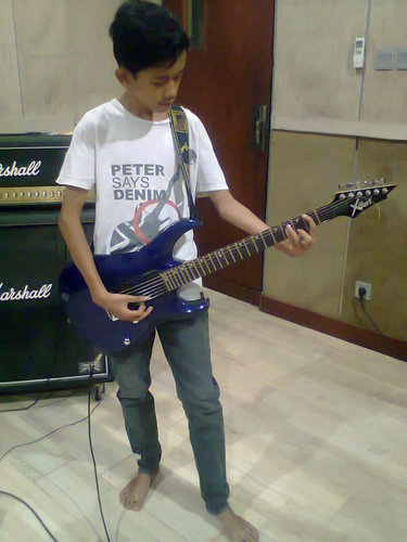 Metallica forever \m/ The Guitarist \m/ james hetfield \m/ Keep Rock !!!!

http://t.co/R6ycnYd9LX