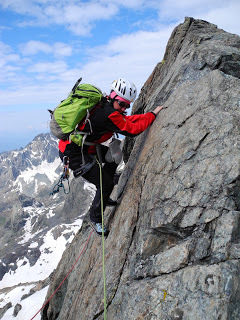 Teacher, mountain climber and pro ski-tourer on free time. eTwinning Ambassador & Scientix Ambassador.