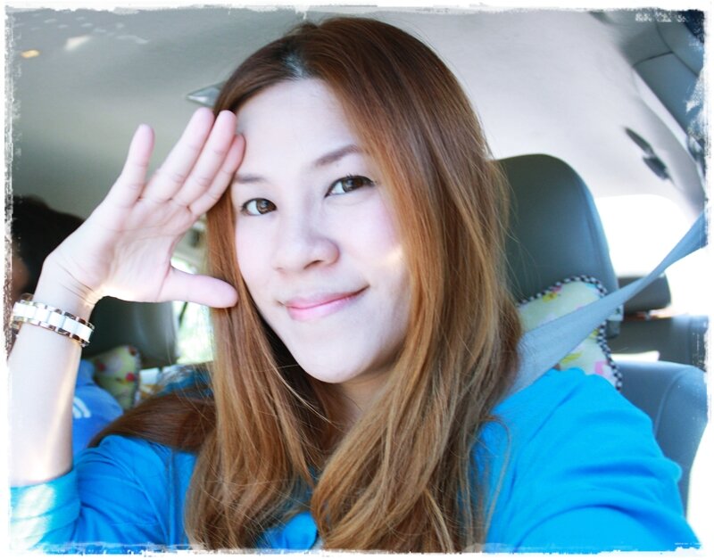 It's me = แชะ แชะ แชะ / หนทางข้างหน้ายังอีกยาวไกล ถ้าไม่ก้าวเดินไปยังไงก็ไม่ถึง....