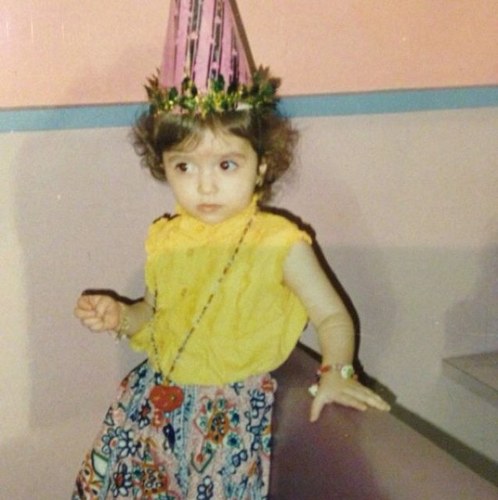 ZainaAbulj's profile picture. ولَسوف يعطيك ربّك فترضى.♡