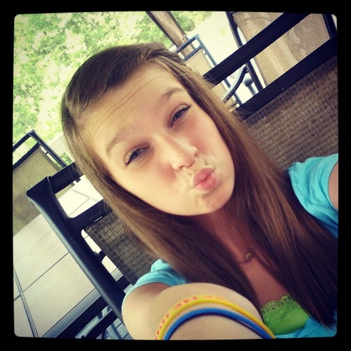 hiiii,i really dont know what to say...but love ya!! Xx