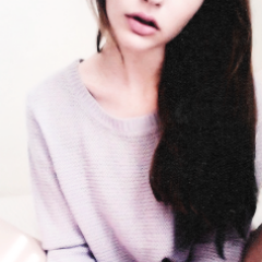 DaTeenGirlPosts's profile picture. Tweeting things about girls, love and what I feel in 140 characters or less ❤