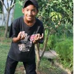 Lajang oi oi 
JHS 46 PLG
28 desember 1998 :*  follback mention aja oke :D