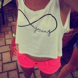experta en sufrimiento mis amigas ana y mia, proxima thispo *lovatic & belieber* Follow me and follow back I promise