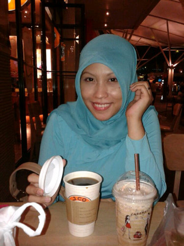 rurirachmat's profile picture. 