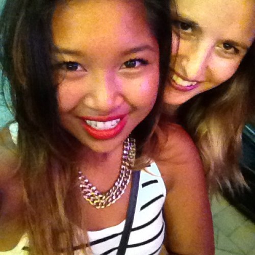 nikkidatrois's profile picture. 