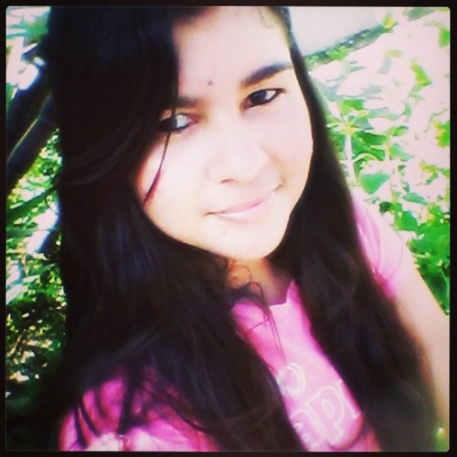 Eu sou do tamanho daquilo que sinto ,
que vejo e que faço...
Não do tamanho que os outros me 
enchegam Fk a dika*-*