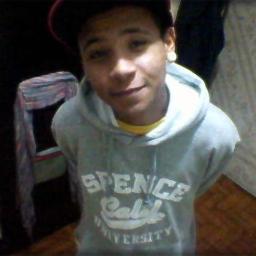got a hundred guns, and a hundred clips, Niggaz I'm from New York ♪