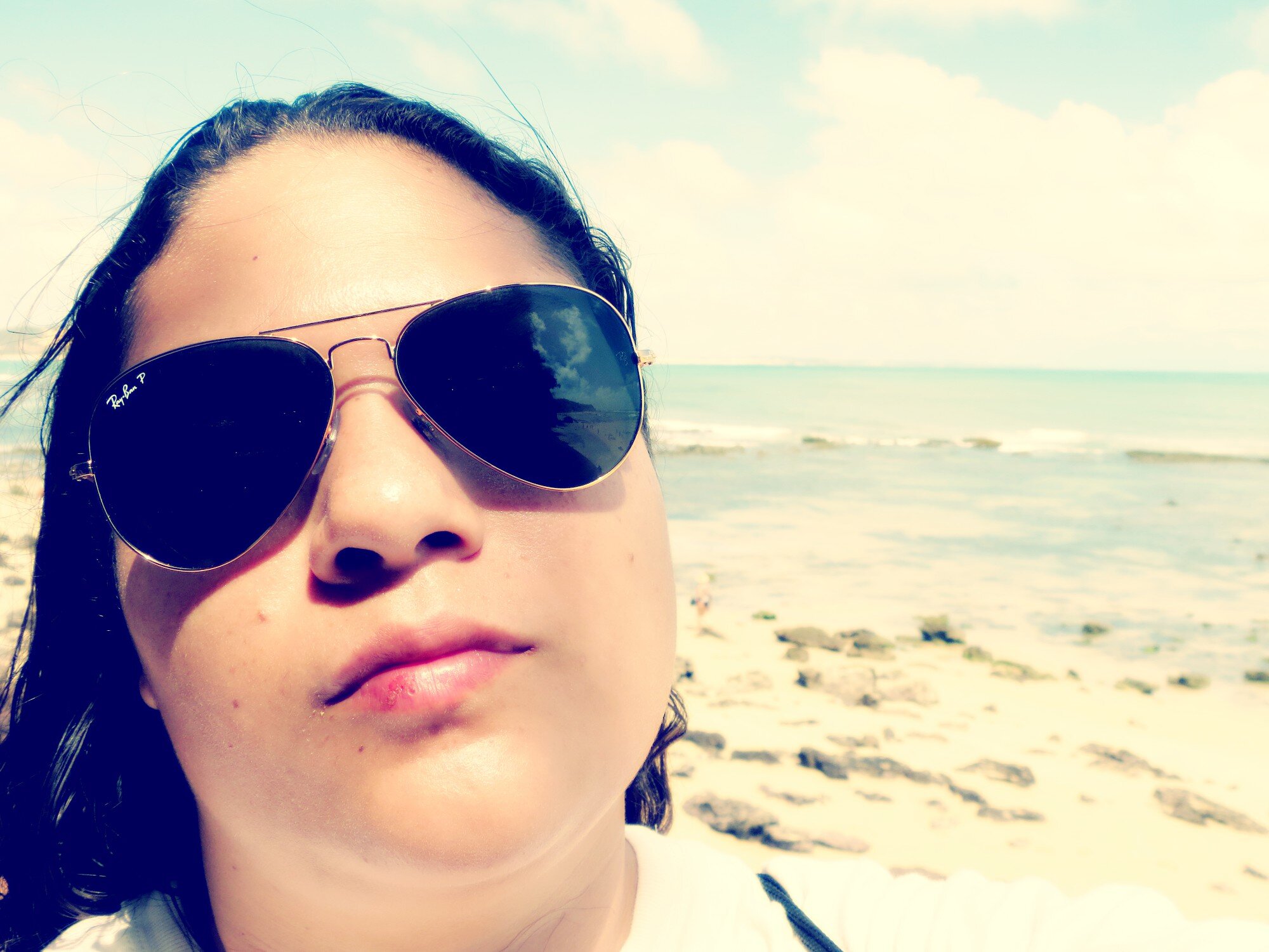 deboranas's profile picture. Suponho que me entender não é uma questão de inteligência e sim de sentir, de entrar em contato, a questão é...Ou toca, ou não toca . Clarice Lispector