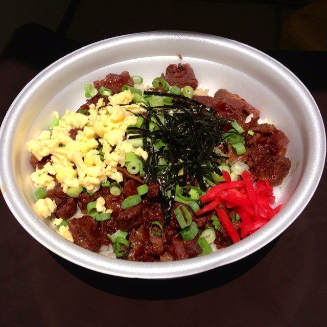 don29_bokkake's profile picture. 長田神社のおひざもとで、肉の卸をしています。