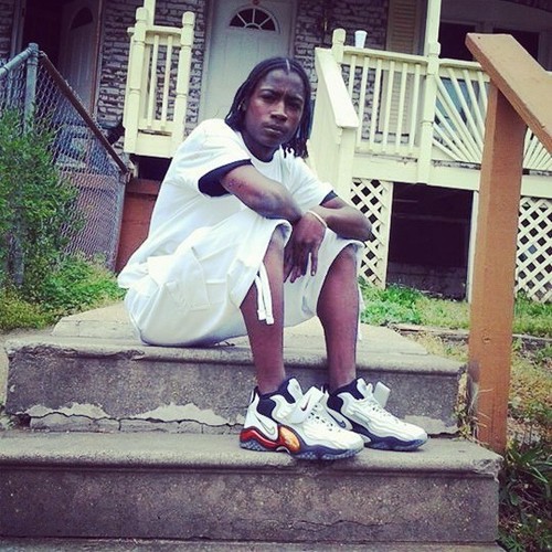 prophisizeminds's profile picture. addicted to this rap shit wet pussy and money nigga http://t.co/nXB7xbfmZD prophecy be the team