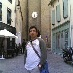 vinazko25's profile picture. 