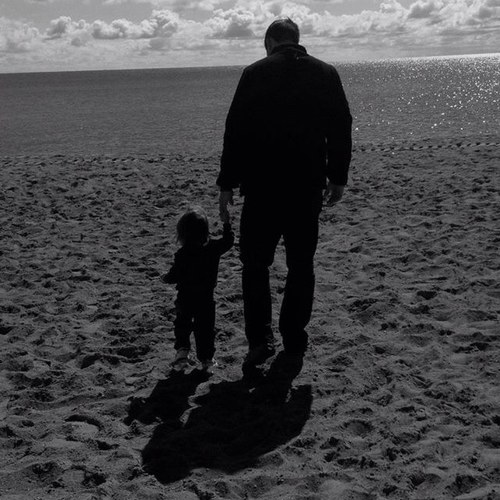 BRI_FRIES's profile picture. my calendar skips straight from march 31st to april 2nd..no one fools me