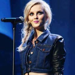 MARRIED TO @ZaynJMalikxx 33
