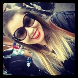 Feitiço nos Olhos... Magia no Sorriso!