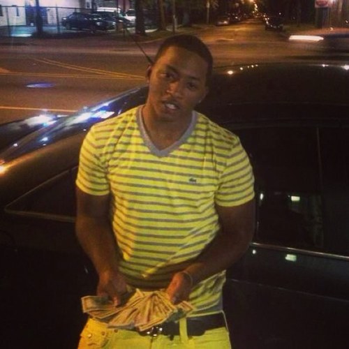 !.LOVE THE GAME LIKE MITCH.! instagram: @RackedUpMarlo
chi-raq