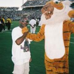 Check me Music24sevenTV Channel 247 on http://t.co/5CWbKAFqhn