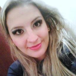 Lembre-se disso a verdadeira felicidade está nas coisas simples da vida, e tendo Deus no coração tudo o demais vem em seu devido tempo :)