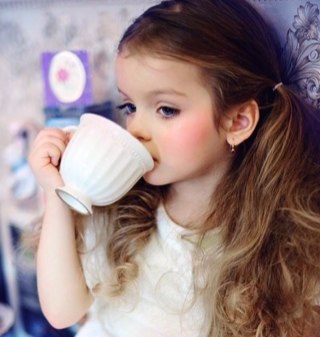Elise was a young girl who adored tea, horses, dresses, music, hair, and, most of all, her mama.