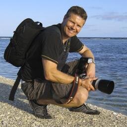 Wildlife photographer, committed to the conservation of our natural world for future generations.