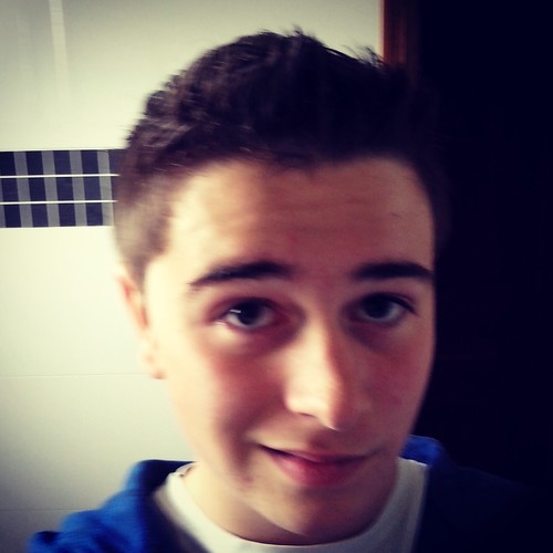 AR Slayer Ou Ancre. Decerto player since 2011 Roster: F/A