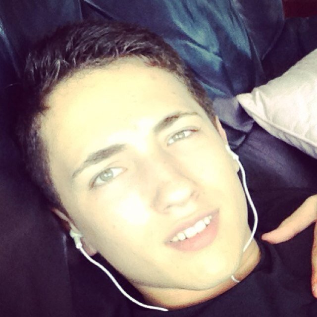 #TEAMYUGO                                              ♡ Hoser