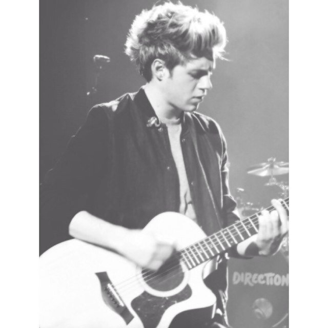 follow @idecniam
