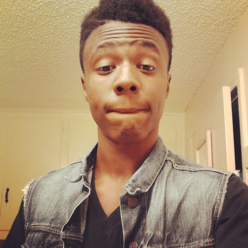 young nigga trying to make his way follow me if you on that paper chase
