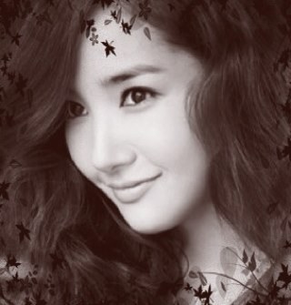 I'm park min young i'm actress and top model.i'm new in twitter and this my twitter oficial!!