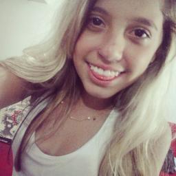 Veem Looiiirinha ♪ 
Facebook :https://t.co/gaXp1YF4H2
