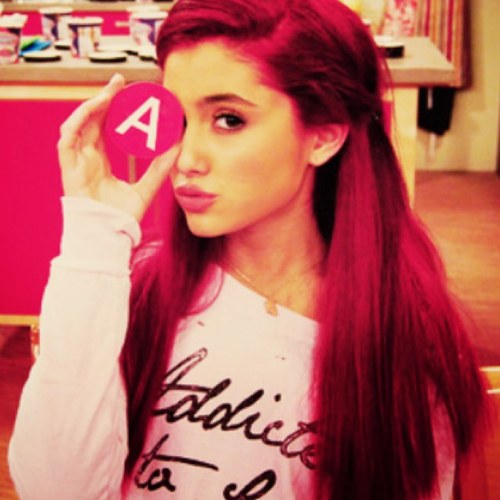 Hey!!! Im Ariana!!!! I am out going and love talking in a soft voice. I giggle a lot!!! @RikerrLynchh is my best friend and the sexiest guy alive ❤