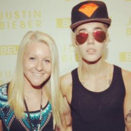 i walked in the curtain, looked into my idols eyes and got to let him know how much i loved him; only this time it wasn't a dream.