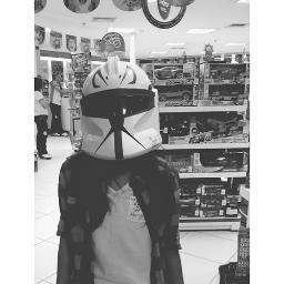 julismach's profile picture. só pra deixxar de ser boneca vai de bicicleta