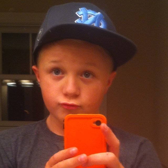 lallender_02's profile picture. HEY IT'S LANDON! FOLLOW ME!
My old account got suspended and messed up so this is my new one!