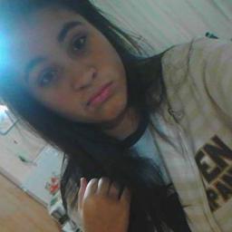 http://t.co/D8zsm4pf77 / http://t.co/iTNFqgZMFz ~ tonga, rtdd, burra, paiaça mais sem graça de tds ~ s2 by: @Thaynna_Kaulitz