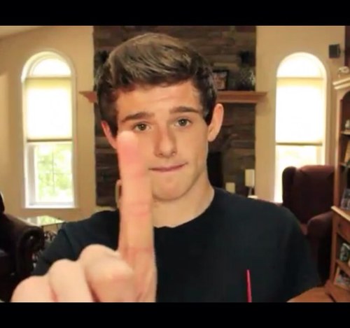 @MikeIsAverage has become one of my top 3 favorite YouTubers...so why not make a twitter