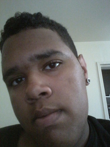 young gamer who is trying to start a youtube channel type thing. loves playstation. if one wants to add me its BLACKSTAR_l96