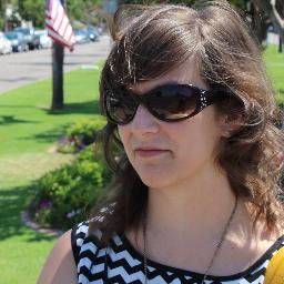 dayelintweets's profile picture. Recovering journalist still worrying about words. #contentstrategy @facebook