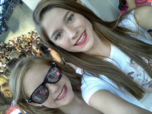 Ginger poweer.1D concert July, 27, 2013//One Direction is perf. Follow me,, I'll follow back.