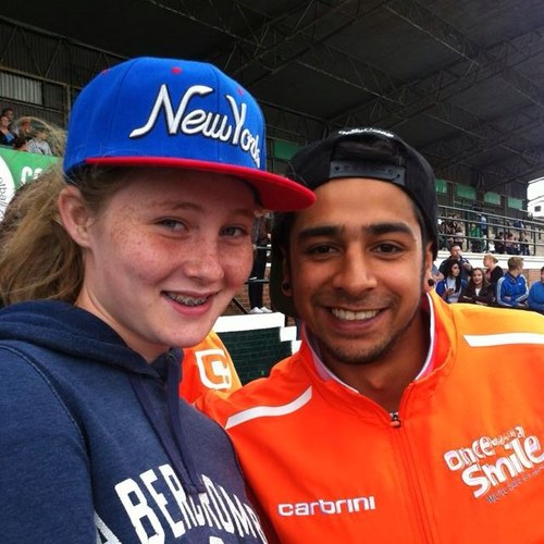 Footballer,play the guitar! JLS! Soccergirlforlife! LukeTower!