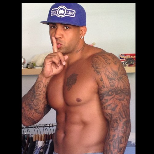 team_mensah's profile picture. profesional mma fighter. Fight out of @teamtrojan. facebook - /sam.mensah.29 #teamfollowback