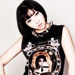 - Crazy in light blue @crazyrainbow_rp. {♤}