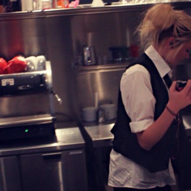 It's a shitty job, but someone's gotta do it #waitressproblems