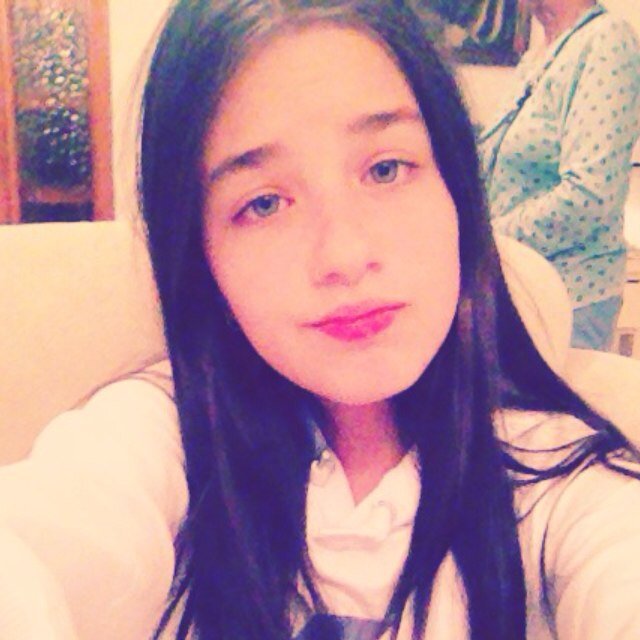 Mi Twitter Acount :3 ! Arianator-Bellarina-Directioner :3! I love this face:3 


                         Follow Me!! :3