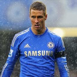 Fernando José Torres Sanz // Chelsea FC // 29 Jaar // Spaans // 9 // Aanvaller // op naar de 100 // sinds 29/7/2013 // subaccount @RobbenNL