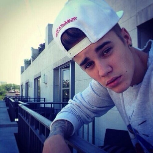 Beliebers. 08/04:2013 BT