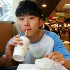 DavidYilongGuo's profile picture. 