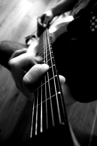 Lesson, tips and articles about guitar scales to help you become a great guitarist. For more info visit my website below and sign up to my newsletter.